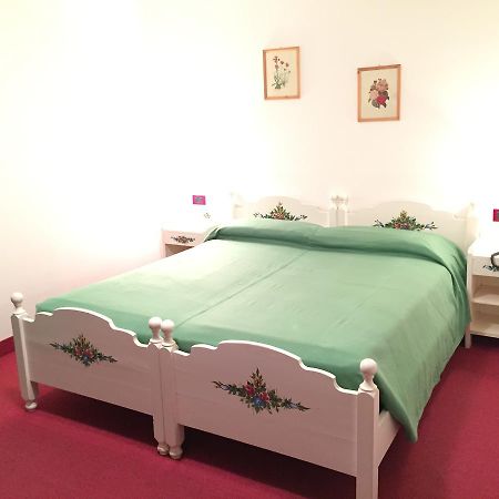 Hotel Tosa Madonna Εξωτερικό φωτογραφία